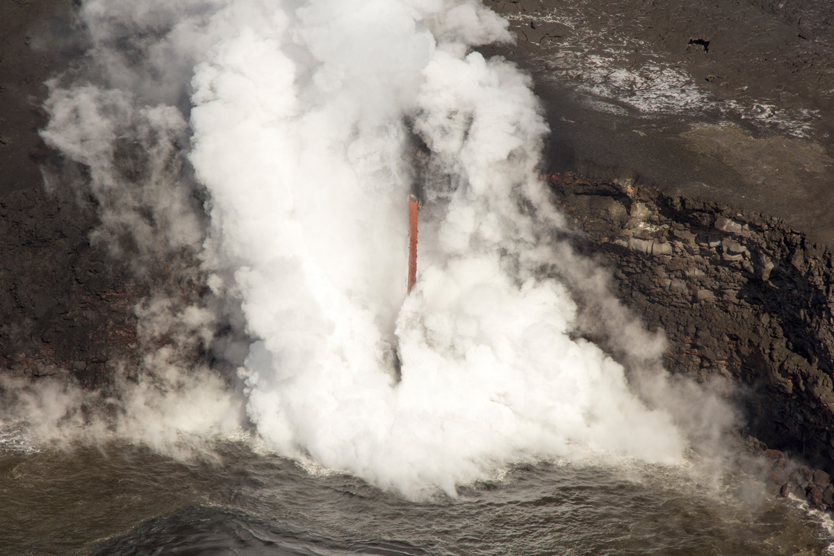 lava kilauea ocean