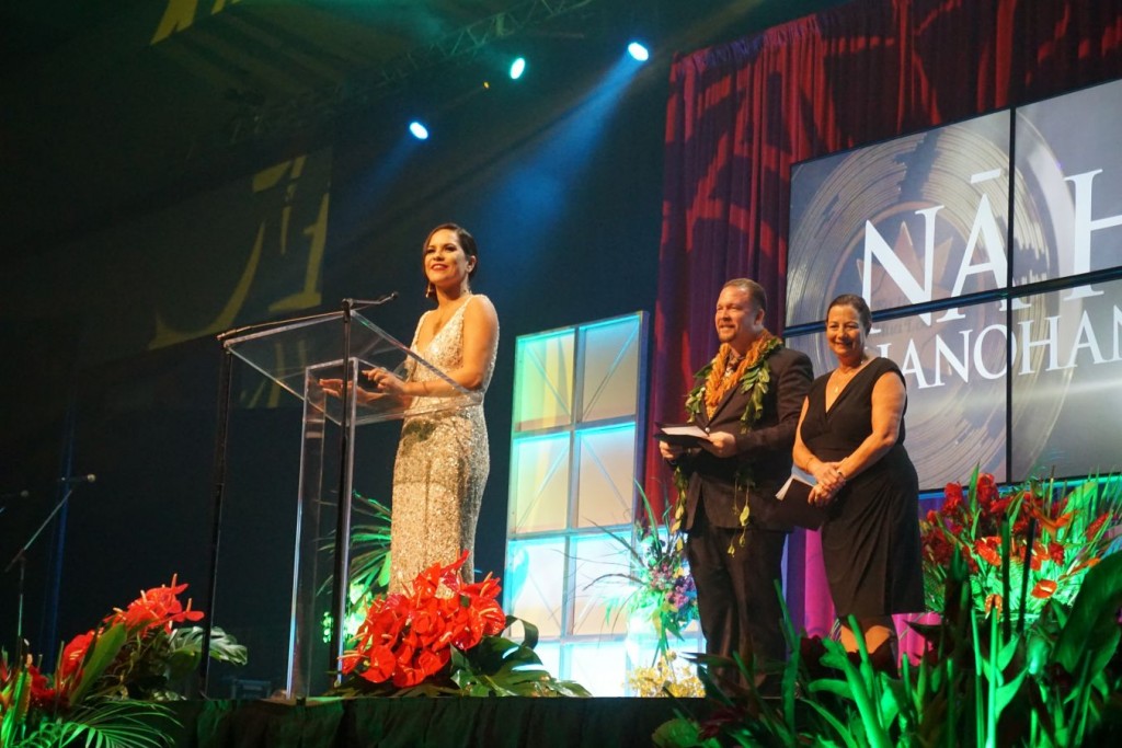 2016-na-hoku-hanohano-4_32371206723_o_32754058534_o