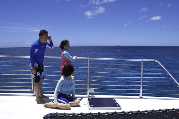 Waikiki_lunch_and_snorkel_catamaran_sail Waikiki_lunch_and_snorkel_catamaran_sail