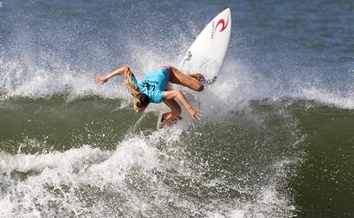 guide_2010_Vans_Triple_Crown_of_Surfing_Hawaii_Magazine