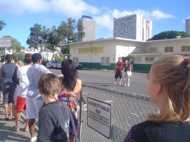 hundreds_show_lost_casting