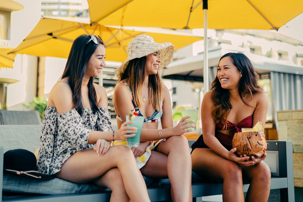 EmbassySuites_girlfriends002