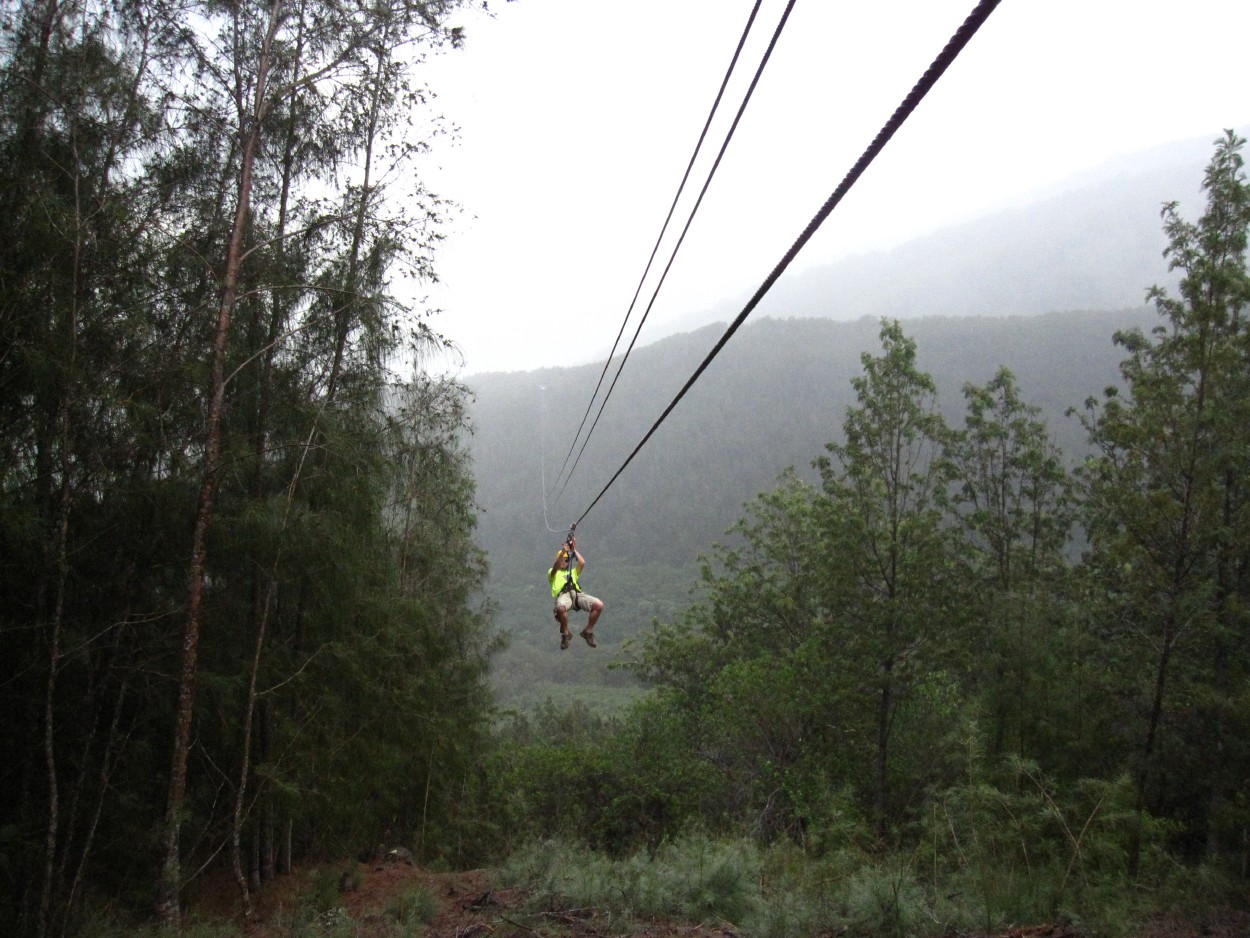 Hawaii_Magazine_Guide_to_Maui_ziplines