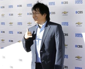 Hawaii_Wakiki_television_show_beach_hula_