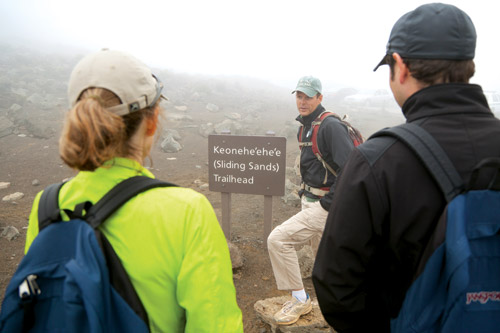 haleakala_crater_hike_hawaii_maui_sliding_sands