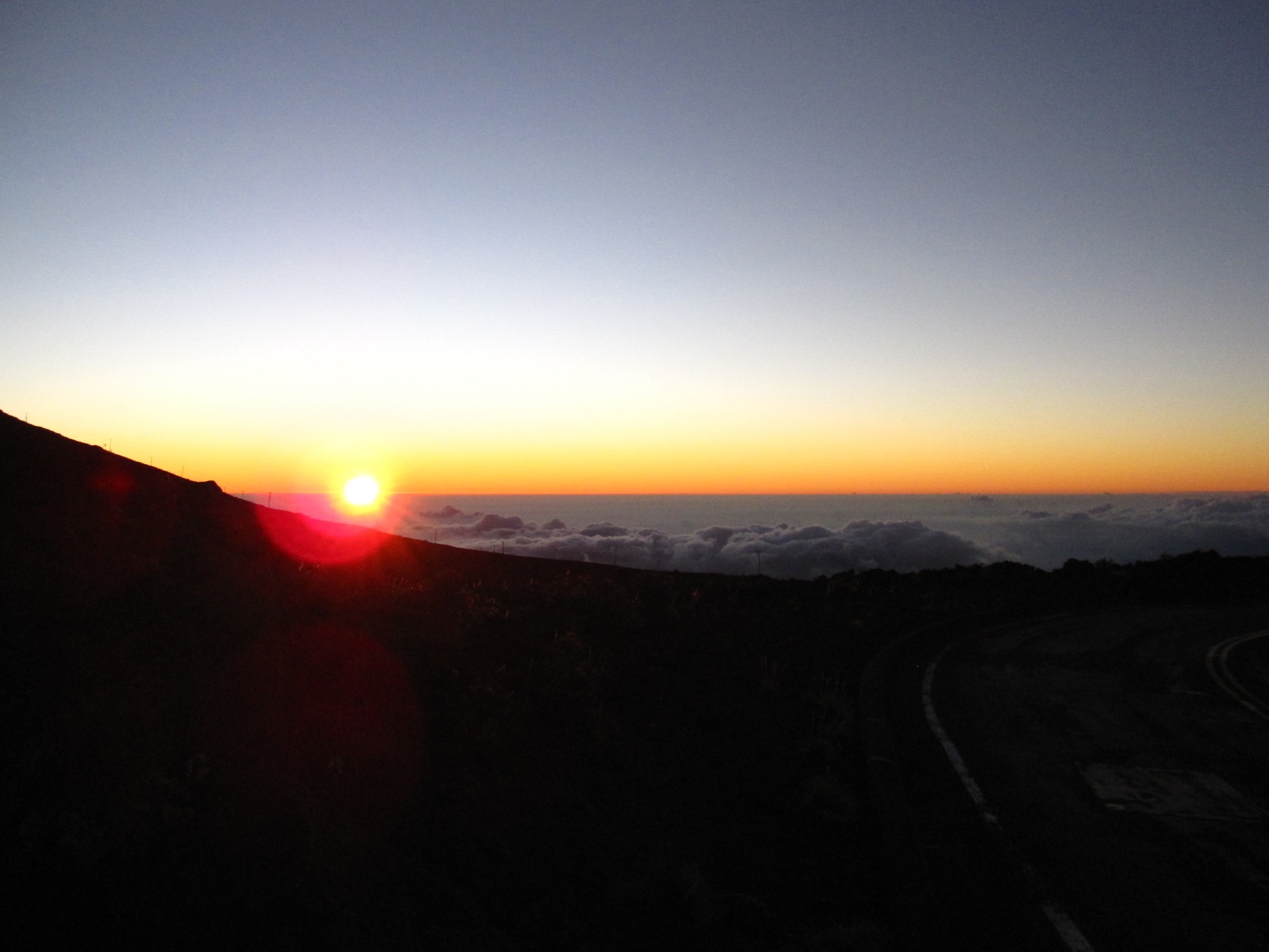 Maui_Haleakala_sunset_road_trip