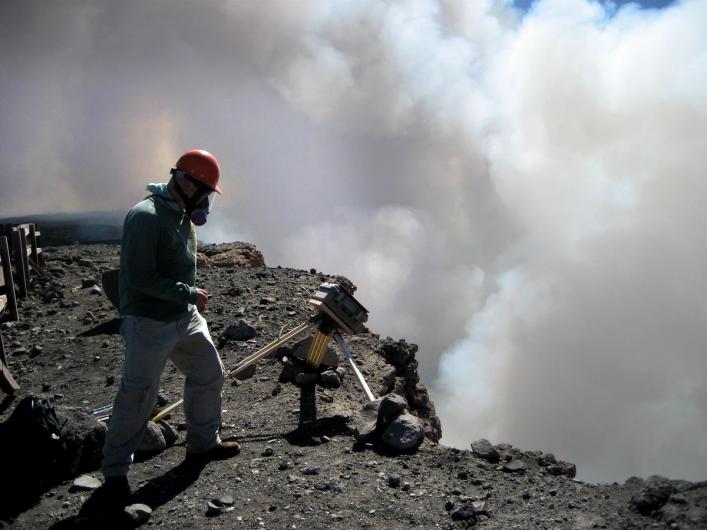 Halemaumau Overlook Cam
