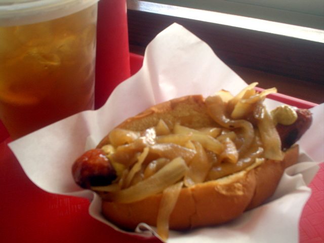 haute_diggity_Hanks_Haute_Dogs