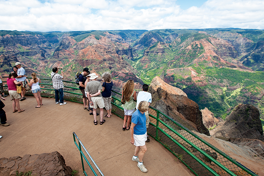 waimea-canyon-park-kauai