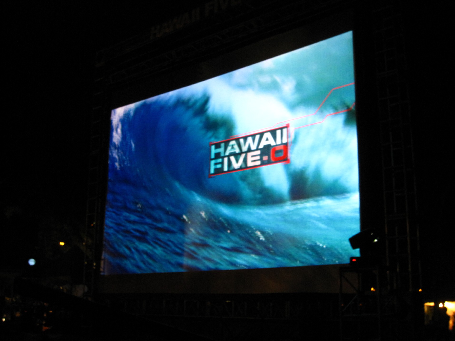 scenes_from_Hawaii_Five_0_premiere_Waikiki