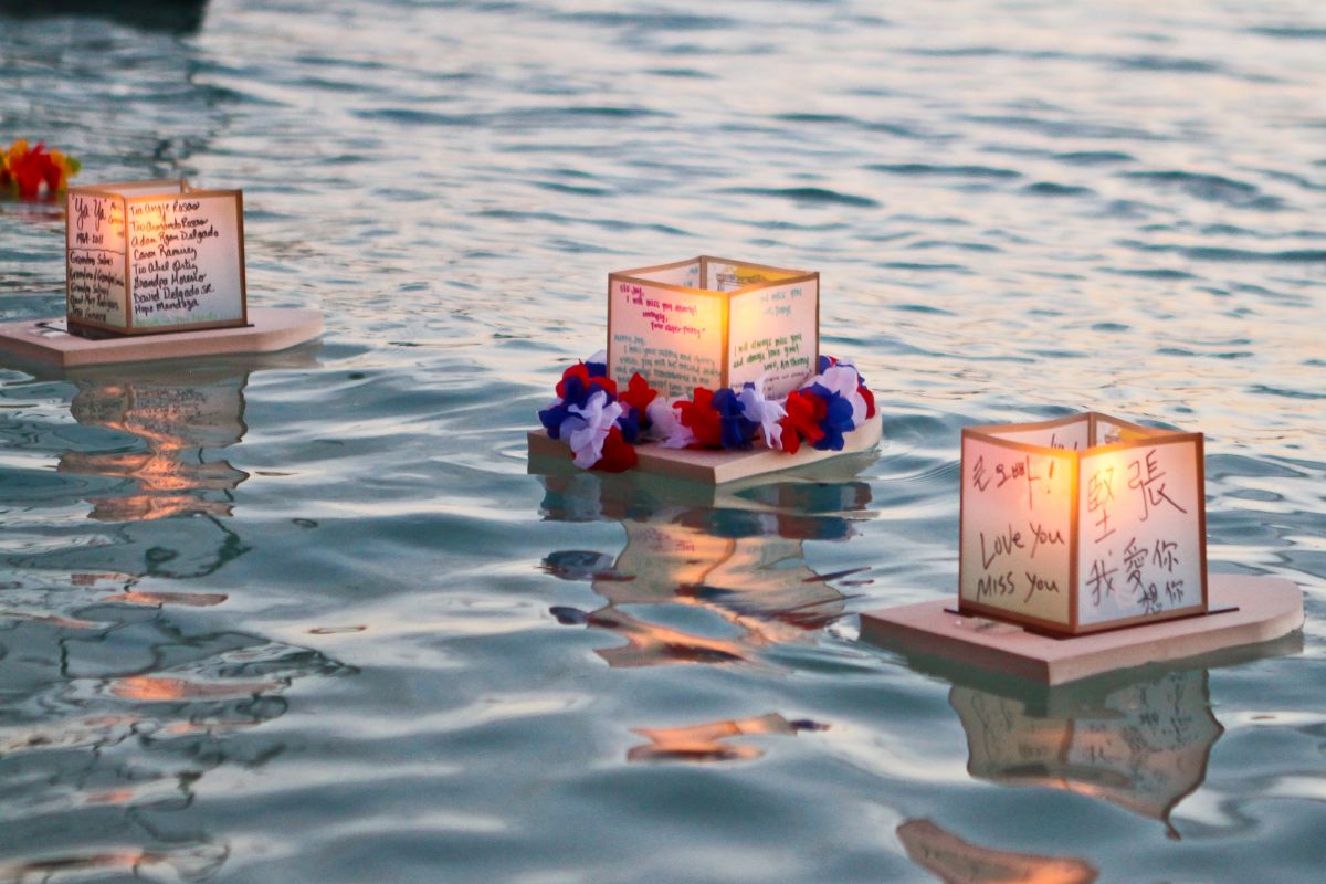 lantern floating hawaii