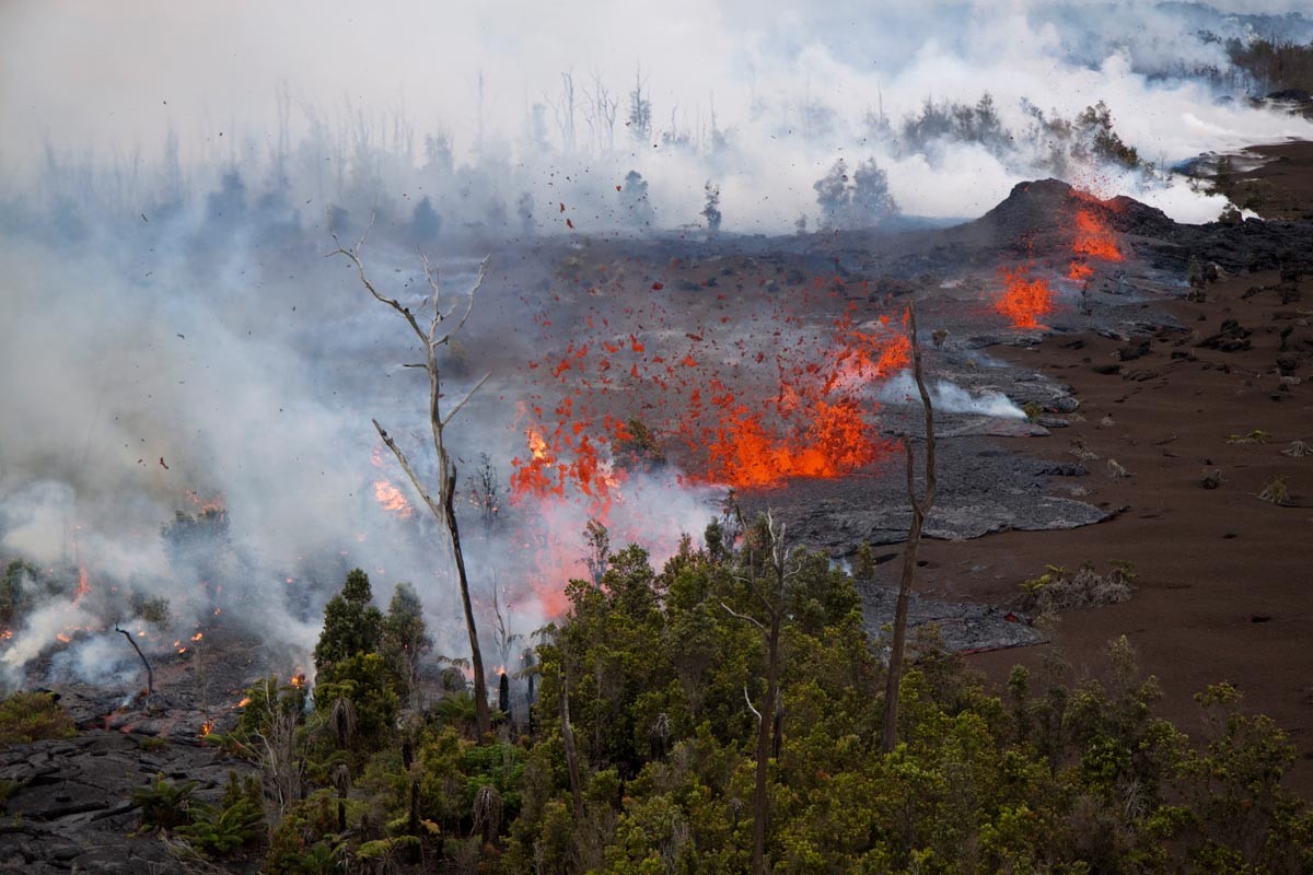 Kilauea_volcano_newest_eruption_pauses