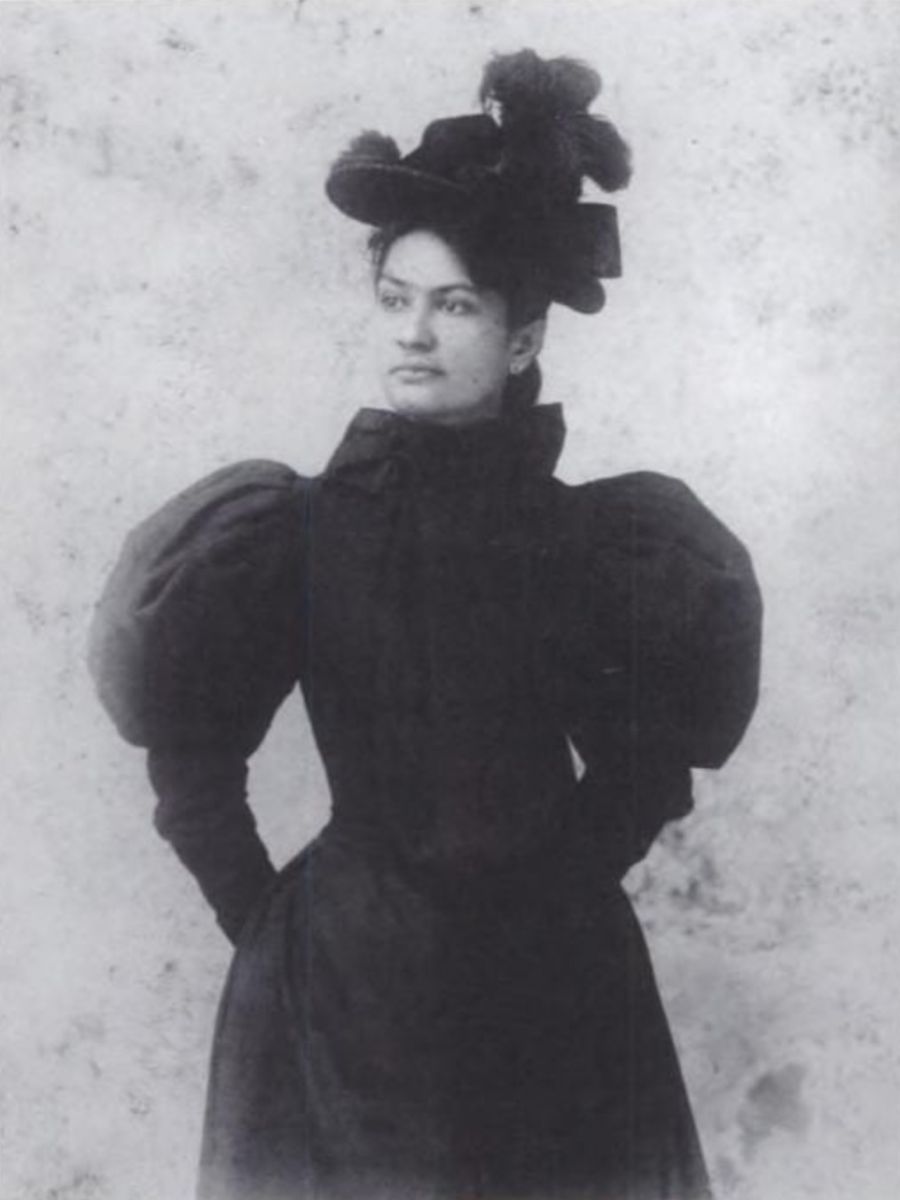 kini jennie kapahu wilson