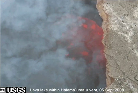 Lava_lake_revealed_below_Kilauea_volcano