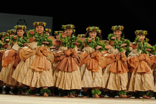 Hawaii_Merrie_Monarch_hula_festival_Hilo