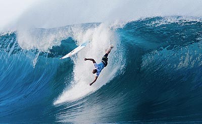 guide_2010_Vans_Triple_Crown_of_Surfing_Hawaii_Magazine