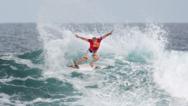 calm_North_Shore_surf_limiting_Triple_Crown_competiton calm_North_Shore_surf_limiting_Triple_Crown_competiton