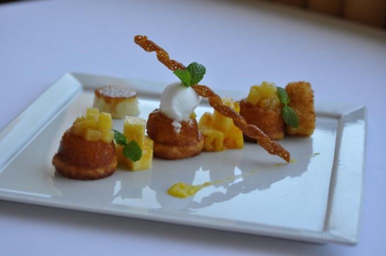 PineappleUpsideDown2