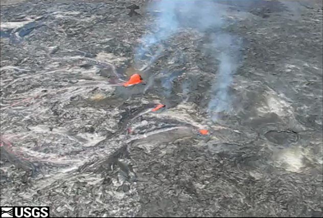 explosion_earthquakes_lava_Kilauea_volcano