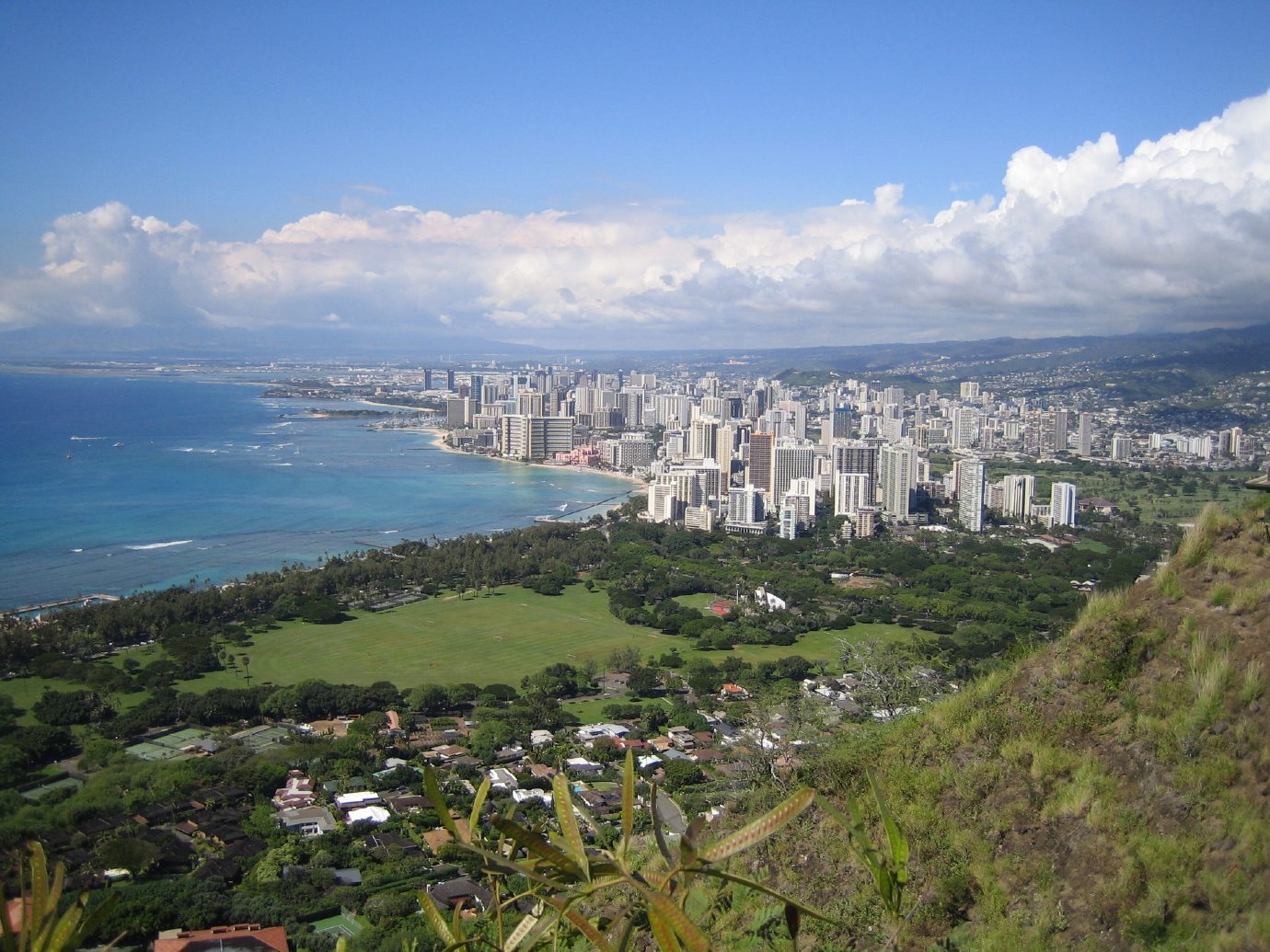 Hawaii_Travelocity_Roaming_Gnome_visit_places