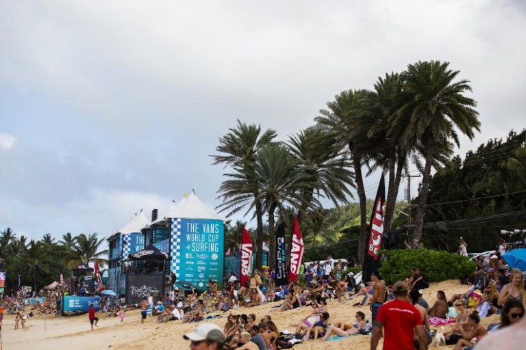 crowd7605sunset15kirstin