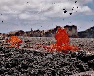 Hawaii_Kilauea_lava_Royal_Gardens