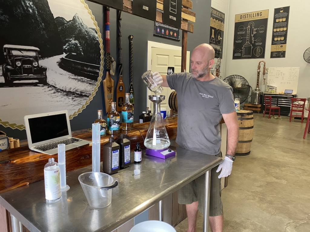 koolaudistill-handsanitizers-eric