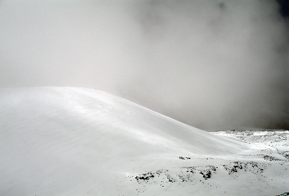 mauna-kea-snow-hawaii