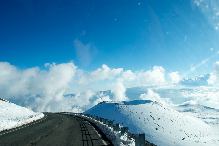 mauna-kea-snow-hawaii