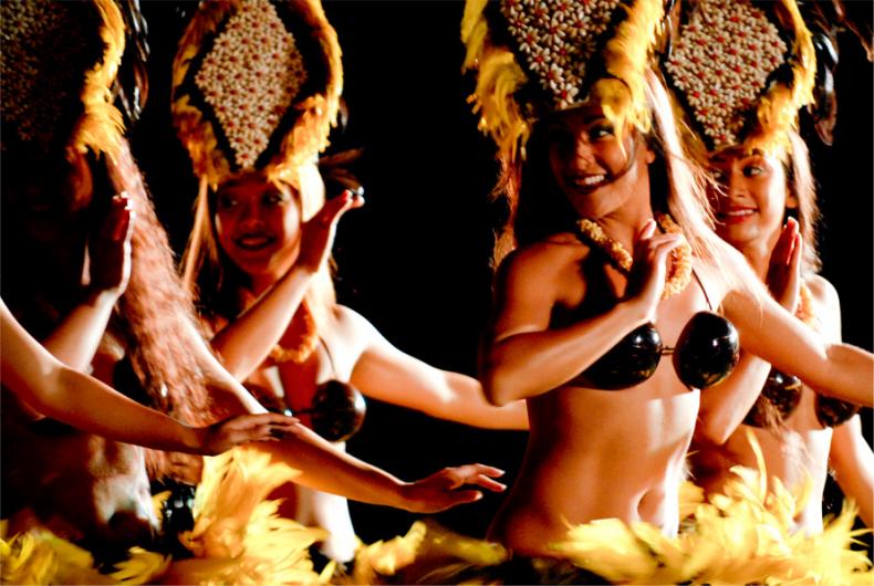 best luau hawaii magazine