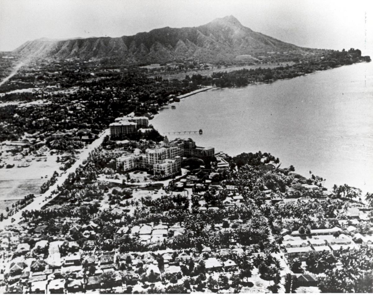 waikiki aerial