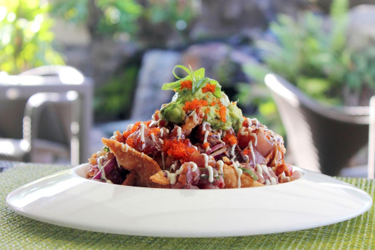 ahi poke nachos