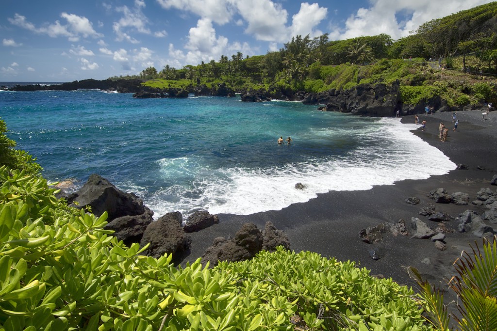 Black Sand Beach,waianapanapa State Park. Maui, Hawaii