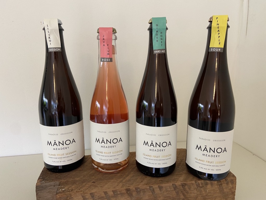 Manoamead Bottles
