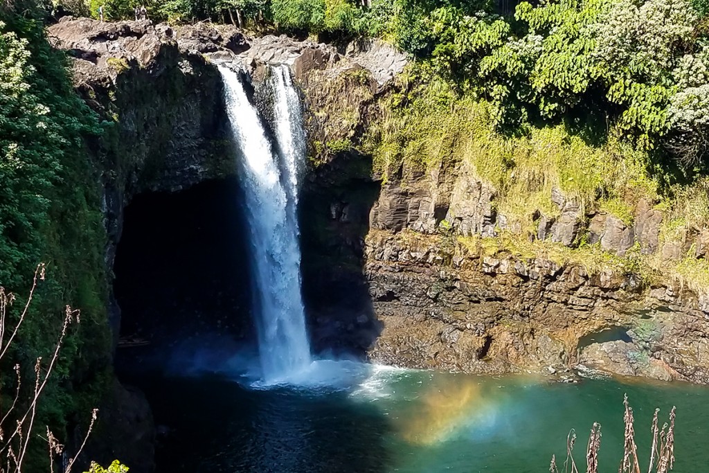 Big Island Rainbow Falls Daniel Kirchner Thinkstockphotos 690427966