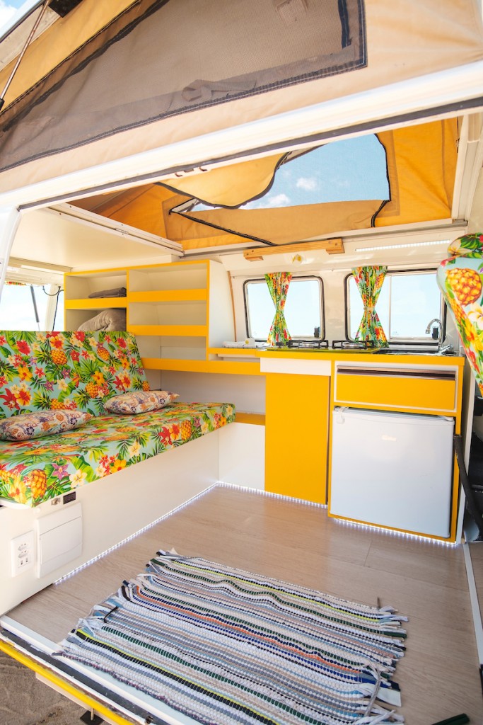 Him2109 Ay Camper Van 6217