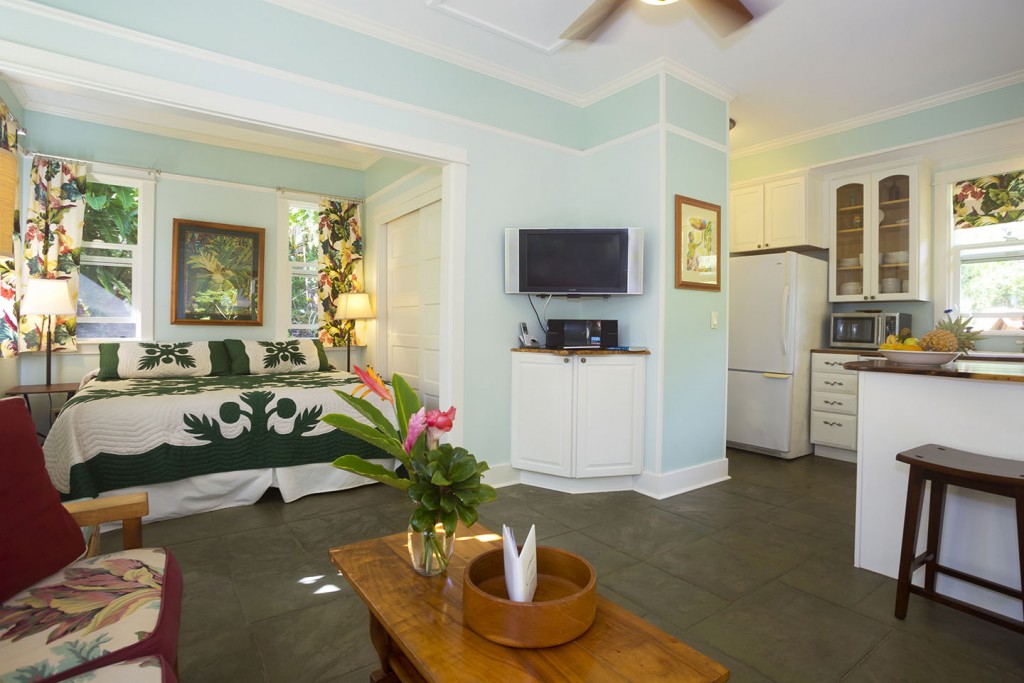 Cottage Living Room Main