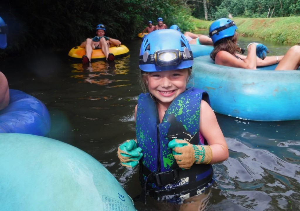 kids tubing on wailua river