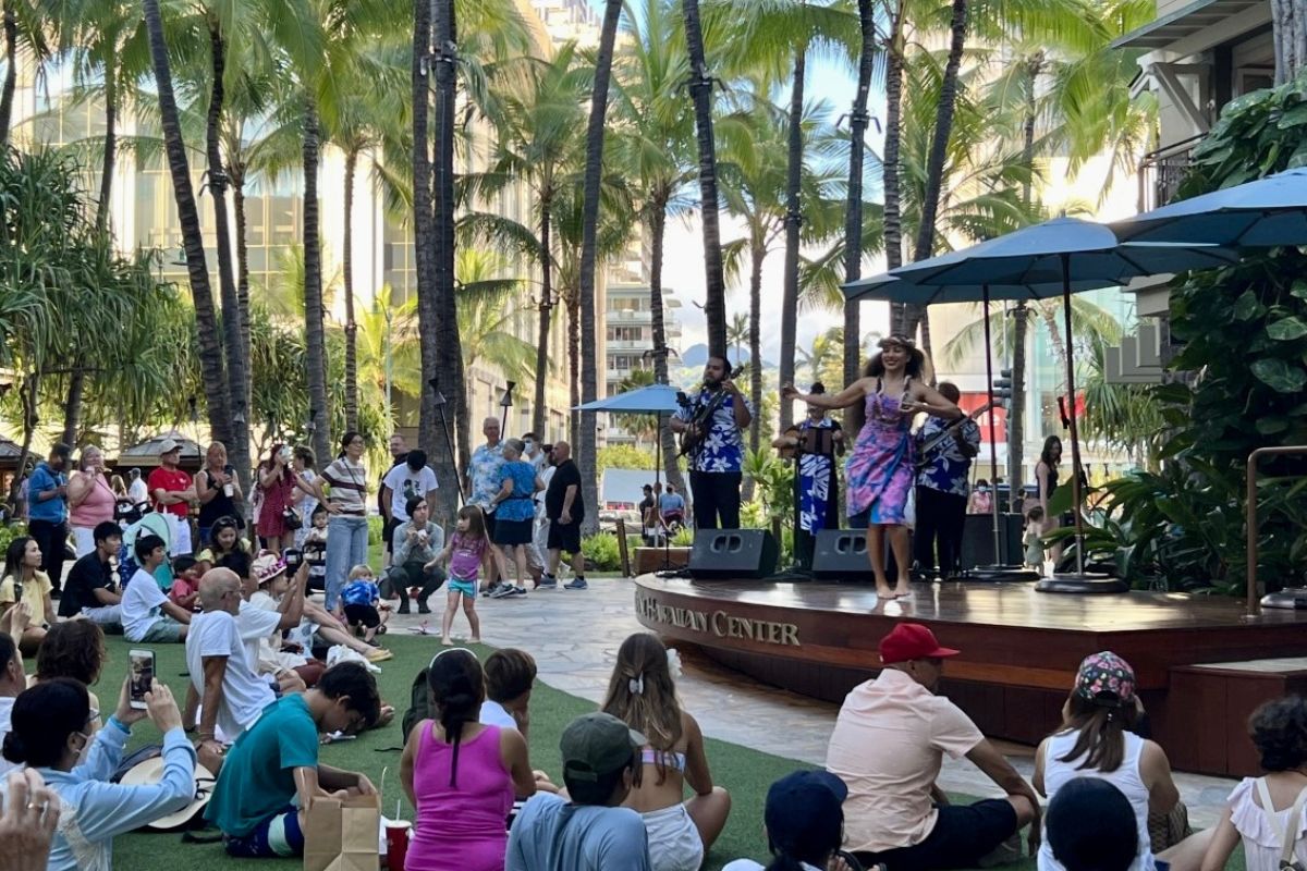 Royal Hawaiiancenter