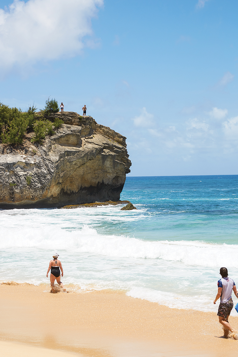 Keoneloa Bay, Shipwreck Beach