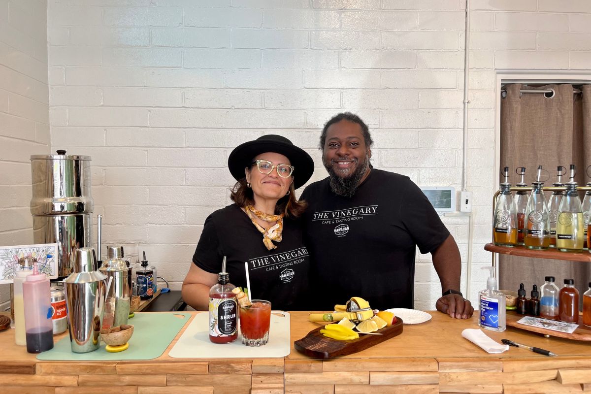 Hawaiianvinegarcoaskew