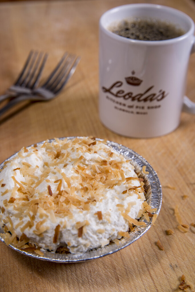 20240315 Maui Desserts Ctf Coconut Ryan Siphers