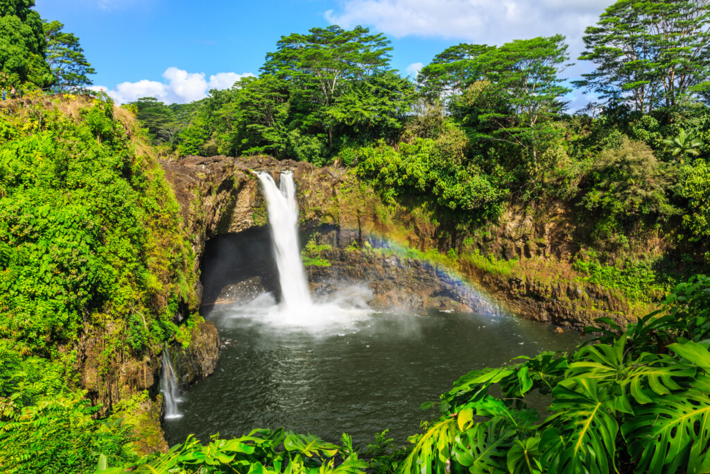 Hawaii, Rainbow Falls In Hilo.