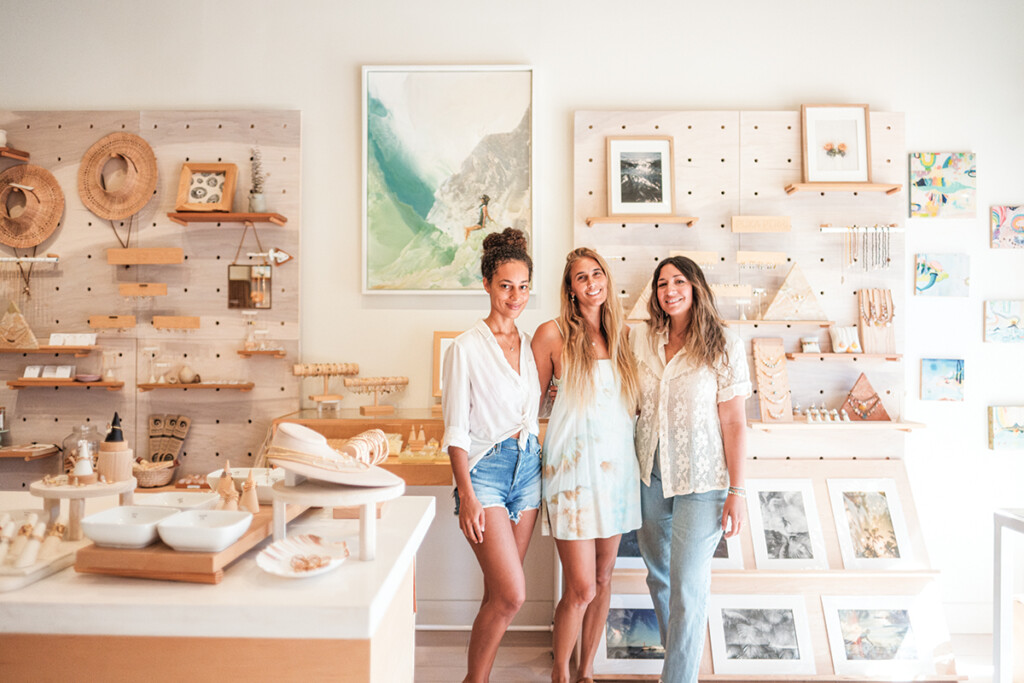 16 Monarch Collective Ay