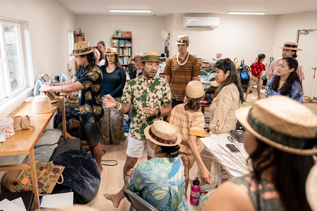 Hawaii Magazine Lauhala Weavers
