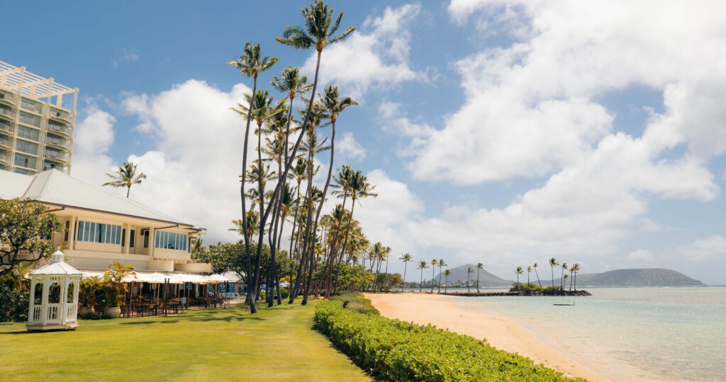 Kahala Exterior 9 24 Beach