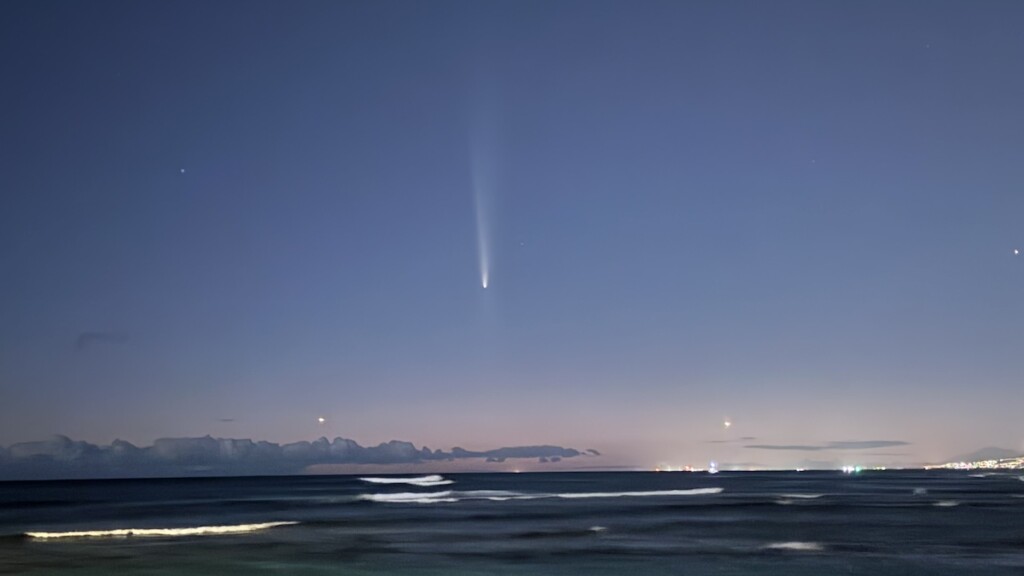 20241017 Comet Melissa Chang Image00003