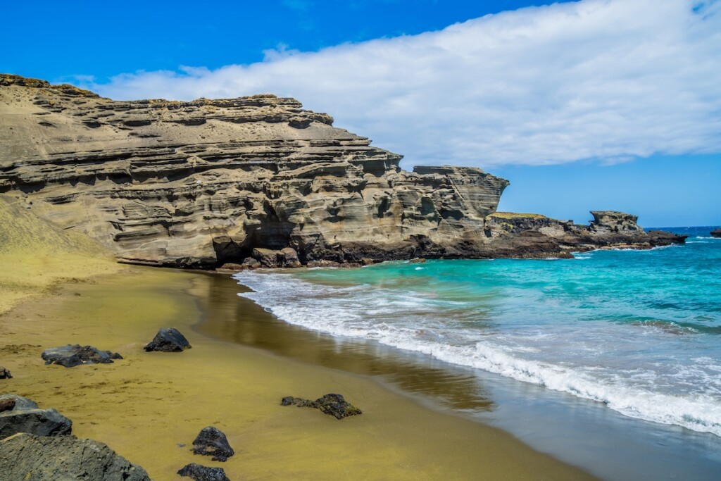 Hawaii Green Sand Beach (papakōlea) The Must See Beach Of Big Island