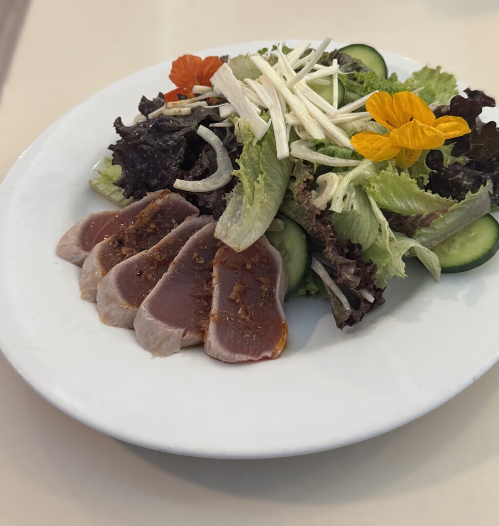 Tataki Salad from Hilo Bay Café