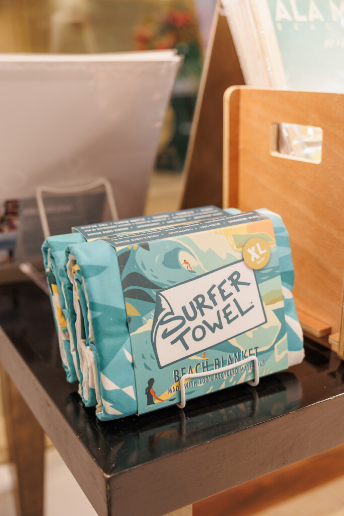 Him2505ad Ay Moana Surfrider Accents 71